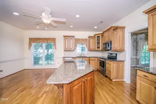 128 Crescent Dr, Dunn, NC 28334 - Photo 8