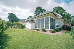 128 Crescent Dr, Dunn, NC 28334 - Photo 24