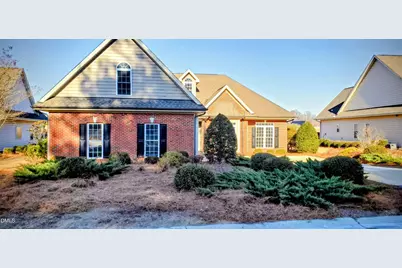 128 Crescent Drive, Dunn, NC 28334 - Photo 2