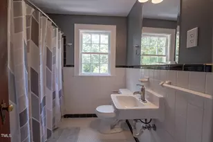 132 W Moore St, Norman, NC 28338 - Photo 32