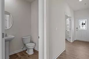 1009 Middlecrest Dr, Rocky Mount, NC 27804 - Photo 8