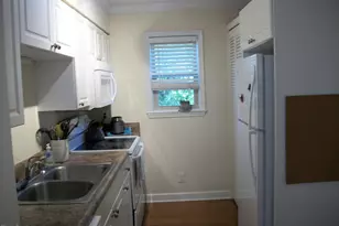 1513 E Franklin St, Chapel Hill, NC 27514 - Photo 4