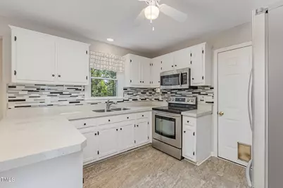 637 Coachman Way, Sanford, NC 27332 - Photo 8