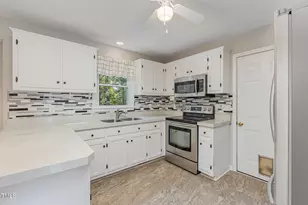 637 Coachman Way, Sanford, NC 27332 - Photo 8