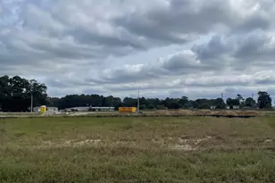 102 Manchester Ct, La Grange, NC 28551 - Photo 2