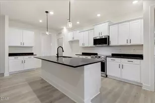 102 Manchester Ct, La Grange, NC 28551 - Photo 20