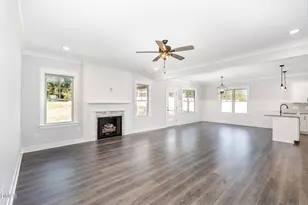 201 Tee Dr, Selma, NC 27576 - Photo 6