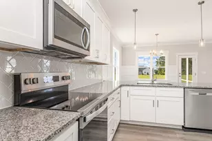 58 Royal Ave, Selma, NC 27576 - Photo 14