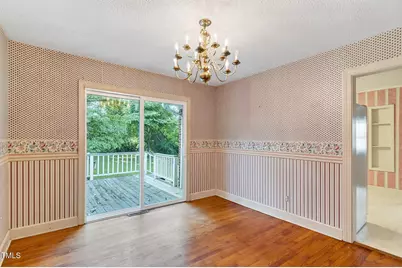 911 S Crescent Drive, Smithfield, NC 27577 - Photo 8