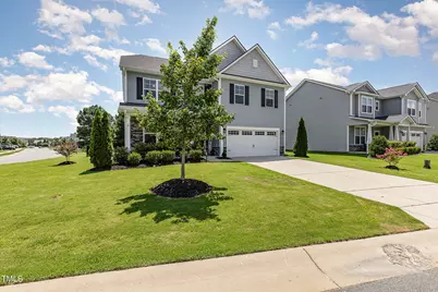 609 Golden Plum Lane, Zebulon, NC 27597 - Photo 2