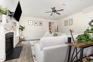 609 Golden Plum Ln, Zebulon, NC 27597 - Photo 6