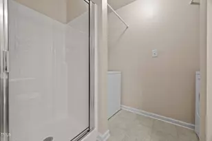 2001 Summerhouse Rd, Cary, NC 27519 - Photo 18