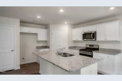 125 Carriedelle Lane, Wilsons Mills, NC 27577 - Photo 10