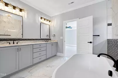 600 Darian Woods Drive, Holly Springs, NC 27540 - Photo 44