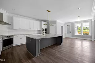 600 Darian Woods Dr, Holly Springs, NC 27540 - Photo 10