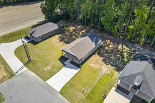 310 S Eastwood Dr, Benson, NC 27504 - Photo 38