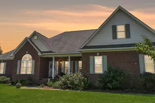 115 Hunters Walk Ln, Clinton, NC 28328 - Photo 2