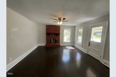 702 W Main Street, Benson, NC 27504 - Photo 16