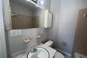 702 W Main St, Benson, NC 27504 - Photo 12