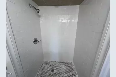 702 W Main Street, Benson, NC 27504 - Photo 8