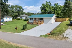150 Summit St, Roxboro, NC 27573 - Photo 10