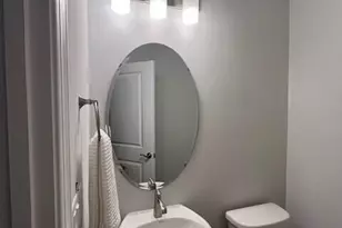 702 Blackpool Dr, Durham, NC 27703 - Photo 32