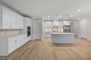 704 Blackpool Dr, Durham, NC 27703 - Photo 4