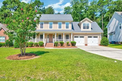 366 Orchard Falls Drive, Spring Lake, NC 28390 - Photo 2