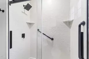 604 Oak St, Fuquay Varina, NC 27526 - Photo 18