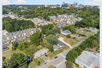 1422 Carnage Drive, Raleigh, NC 27610 - Photo 10