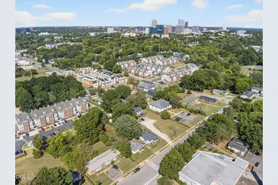 1422 Carnage Drive, Raleigh, NC 27610 - Photo 22