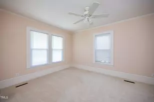 704 N Lincoln St, Benson, NC 27504 - Photo 12