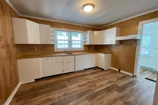 140 S Dunn St, Angier, NC 27501 - Photo 8