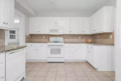 605 Saint David Street, Tarboro, NC 27886 - Photo 12