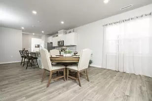 528 Sweet Pine Ln, Knightdale, NC 27545 - Photo 4