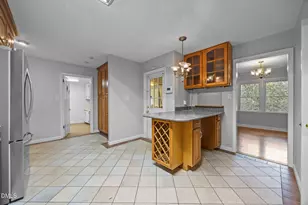 1605 Beechwood Dr, Raleigh, NC 27609 - Photo 16