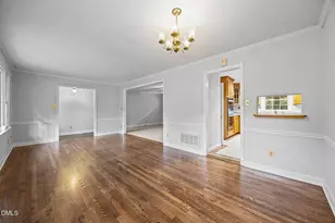 1605 Beechwood Dr, Raleigh, NC 27609 - Photo 10