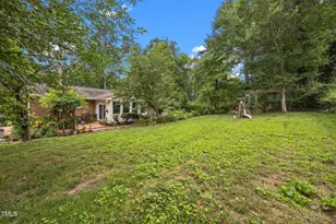 1605 Beechwood Dr, Raleigh, NC 27609 - Photo 32