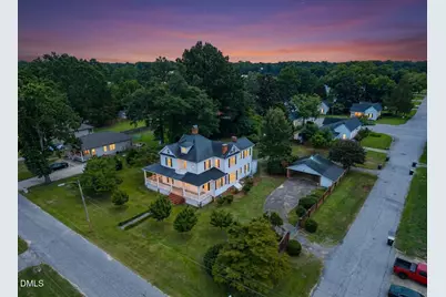 301 E H Street, Erwin, NC 28339 - Photo 2