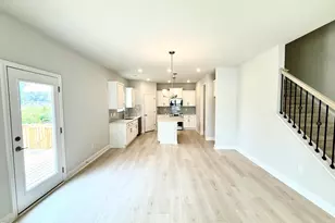 323 Bishop Ln, Sanford, NC 27330 - Photo 10