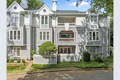 700 Bishops Park Drive #102, Raleigh, NC 27605 - Photo 2