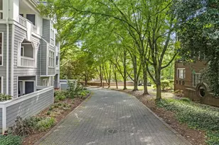 700 Bishops Park Dr, Raleigh, NC 27605 - Photo 36