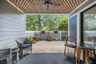 700 Bishops Park Dr, Raleigh, NC 27605 - Photo 28