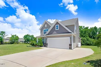 130 Daniel Farm Drive, Benson, NC 27504 - Photo 2