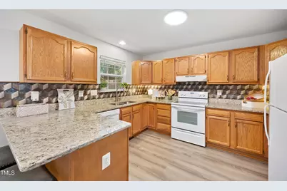 102 Climbing Ivy Court, Cary, NC 27511 - Photo 12