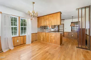 610 SE Maynard Rd, Cary, NC 27511 - Photo 10