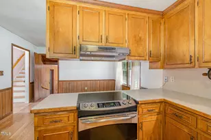 610 SE Maynard Rd, Cary, NC 27511 - Photo 16