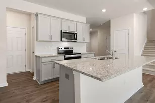 333 Hanging Elm Ln, Fuquay Varina, NC 27526 - Photo 6