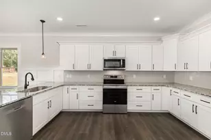 259 Tee Dr, Selma, NC 27576 - Photo 16