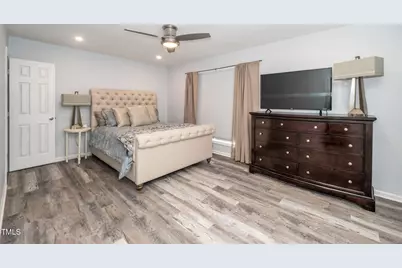 5961 Dixon Drive, Raleigh, NC 27609 - Photo 20